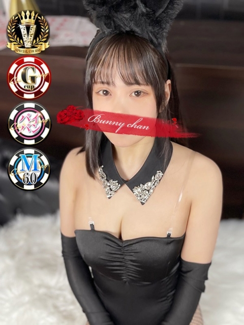 雄琴CLUBバニー シオリ【黒髪×ロリ×Gカップ】