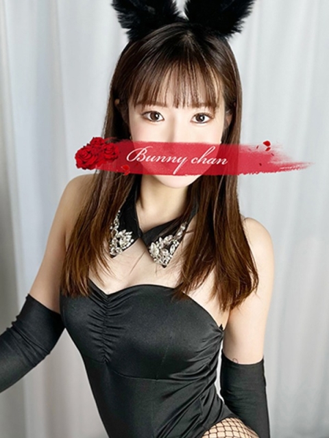 エリ【尽くすのが大好き美女】